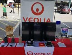 Veolia booth at Kansas City green energy fair